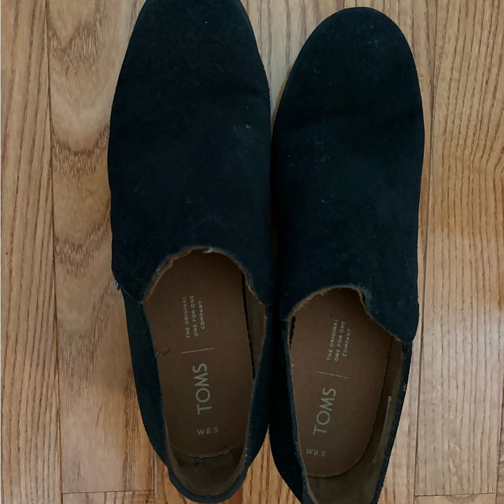 TOMS Women's Dark Suede Loafers